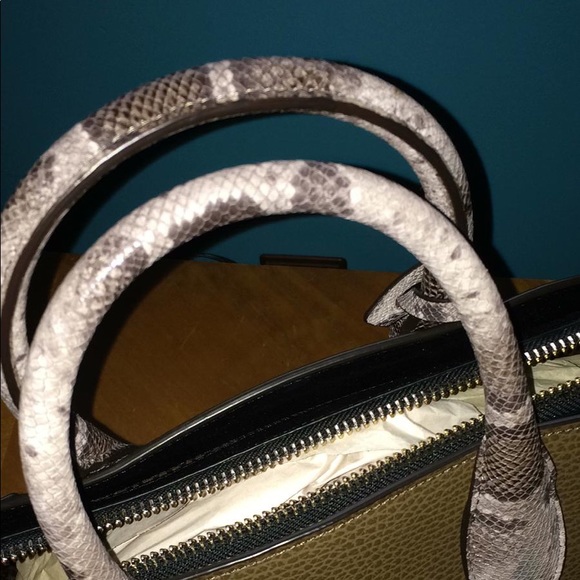 Henri bendel satchel - Picture 2 of 5